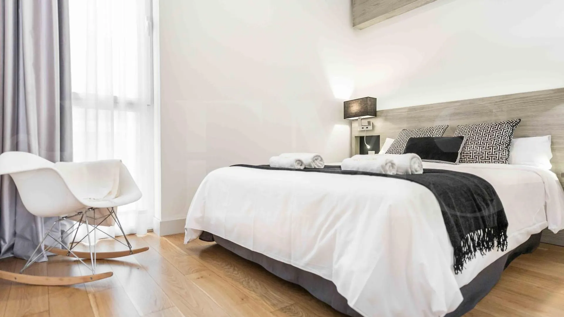 Inviting Apartment In Historic Center By Rems Málaga